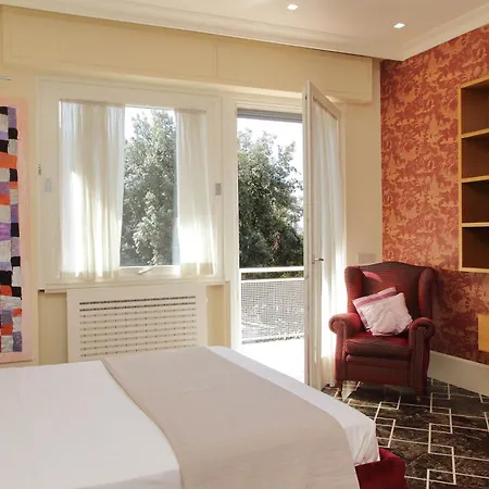 Ych-elegante Vicino Ada *