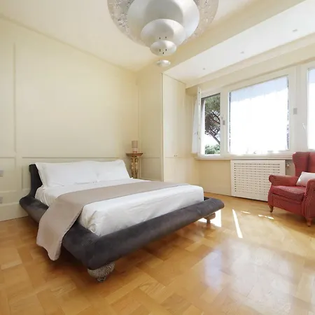 Ych-elegante Vicino Ada アパート ローマ