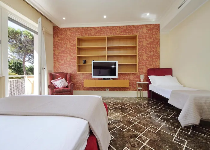 Ych-elegante Vicino Ada * Rom