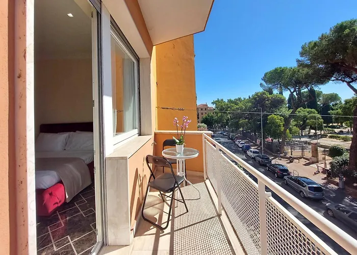 Ych-elegante Vicino Ada